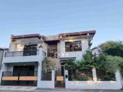 Corner House and lot for Sale at Vermont Royale...
