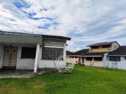 Corner house with great field