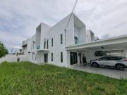 CORNER LOT 2Storey Terrace Hijayu Bdr Sri Sendayan