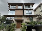 Corner Lot 6BR Brand New House in Mckinley Hill Village...