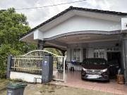 Corner lot house for sale at Bukit Tiram