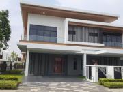 Corner lot Last 1 unit ! 100% Full Loan Double Storey @...