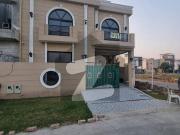 Corner Luxury House Beautiful Design For Sale