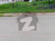 Corner Plot 10 Marla in D Block, Heighted and on ideal...