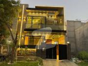Corner Plot, Classy Build 5 Marla House for Sale in DHA