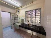 Corner unit low floor with Table Top Pangsapuri Seri...