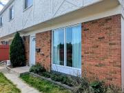 Corner Unit Townhouse Groceries Public Transit and...