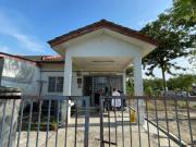Corner With Extra Land Single Storey Terrace Taman...