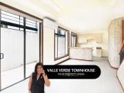 Corner with Lawn Townhouse in Valle Verde Pasig for...