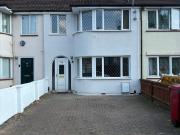 Cornwall Avenue, Slough SL2, 3 bed terraced house to...