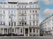 Cornwall Gardens, London SW7, 5 bed flat to rent,...