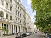 Cornwall Gardens, South Kensington, London SW7, 2 bed...