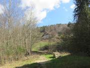 Corps de ferme avec dépendances et jardin