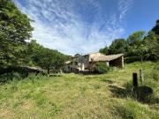 Corps de ferme à rénover sur environ 1,4 ha