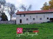 Corps de ferme à Riorges