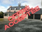 Corps de ferme avec hangar et dépendances