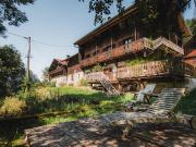 Corps de ferme avec jardin