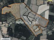 Corps de ferme avec jardin