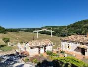 Corps de ferme avec piscine