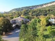 Corps de ferme avec piscine