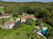 Maison avec piscine et terrasse