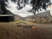 Corps de ferme et dépendances à rénover