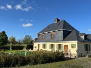 Corps de ferme Maison 89 m2 et dépendances sur 4,5 hectares