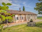 Corps de ferme rénové de 316M2 316m² Nérac