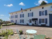 Corps de ferme sur 1 hectare de terrain 212m² Oradour...