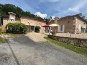 Corps de ferme/gîte 280 m2 8 pièces Terrain 55780 m2