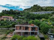 Corso Mentone 45 20 vani 1000mq