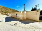 Cortijo de 3 Dormitorios y 1 baño con parcela en...
