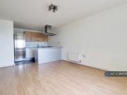 Cosmopolitan Court, Enfield, EN1 1 bed flat to rent...
