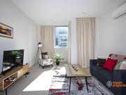 Cosmopolitan Living at its Best in the City !