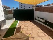 COSTA DEL SILENCIO – CASA ADOSADA CON VISTA AL MAR IMPECABLE