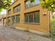 Costruzione in affitto di m² in Via Enrico Mattei
