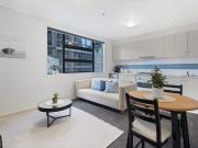 Cosy 1 Bed Apartment In the Heart of Melbourne SHORT...