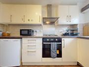 Cosy 2 bed flat near Stratford