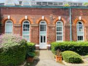 Cosy 2 Bedroom Flat in London Cosy 2 Bedroom Flat in London