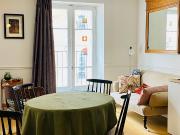 Cosy and elegant flat close to Montmartre Paris