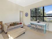 Cosy and Modern One Bedroom Apartment Unfurnished