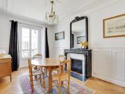 Cosy and warm flat in the heart of Paris in the 10th...