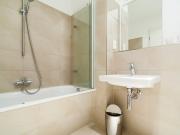 Cosy apartment with charming bay close to Friedrichstraße