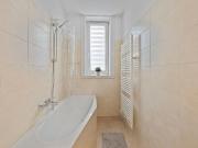 Cosy Art Deco 2 room flat with conservatory in a...