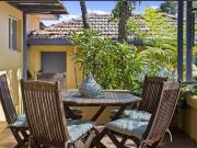 Cosy Contemporary Home with Dual Living.