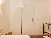 Cosy interior bedroom in a 10 room apartment in...