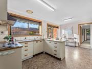 Cosy Living in Dual School Zone: Vermont Primary &...