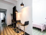 Cosy single bedroom in a modern flat with balcony, close... Cosy single bedroom in a modern flat with balcony, close...