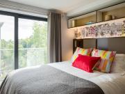 Cosy studio close to Burley Park Has an Apartment