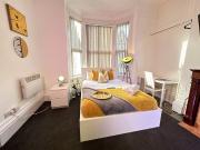 Cosy Studio Flat, Harborne Birmingham!